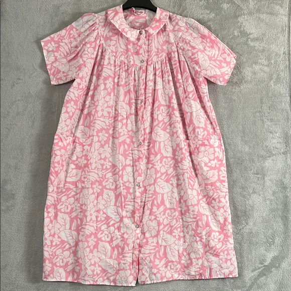 Vintage lady Lindsey floral print lightweight pearl snap down short robe sz L - Picture 1 of 8